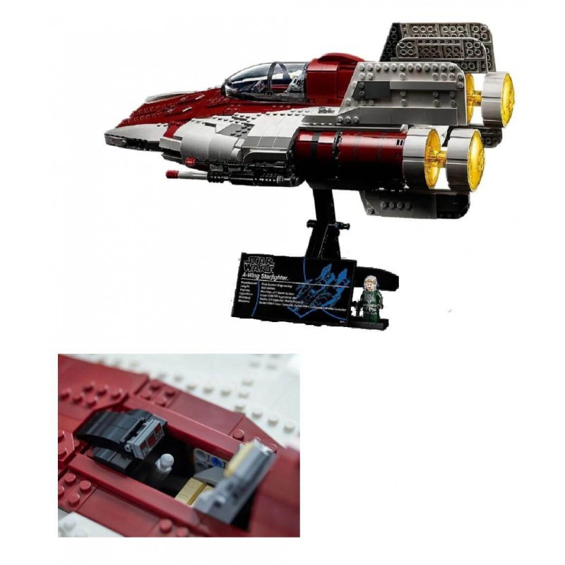 Конструктор Зірковий винищувач у зібраному вигляді на підставці, аналог Лего